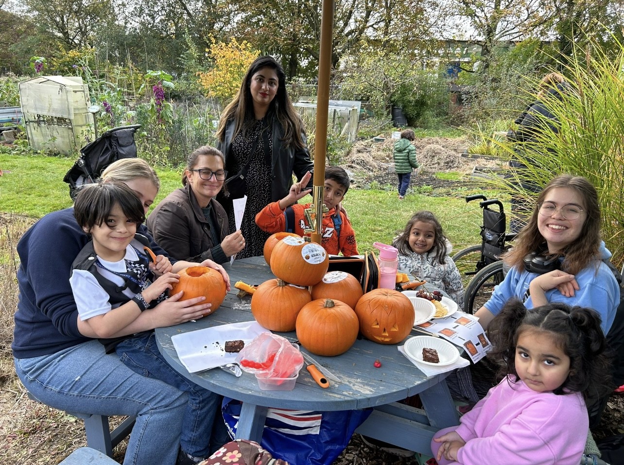 Summer BBQ event including sanctuary seekers, other members of the Haxby Road allotment, students, and staff from Refugee Action York. 