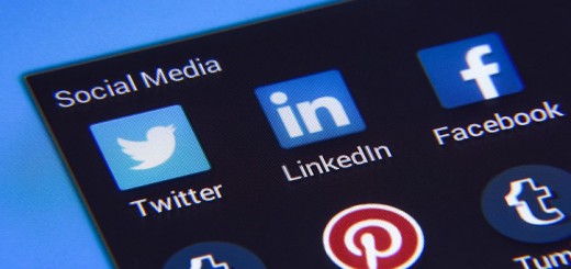 Picture of screen with Twitter, LinkedIn and Facebook app icons.